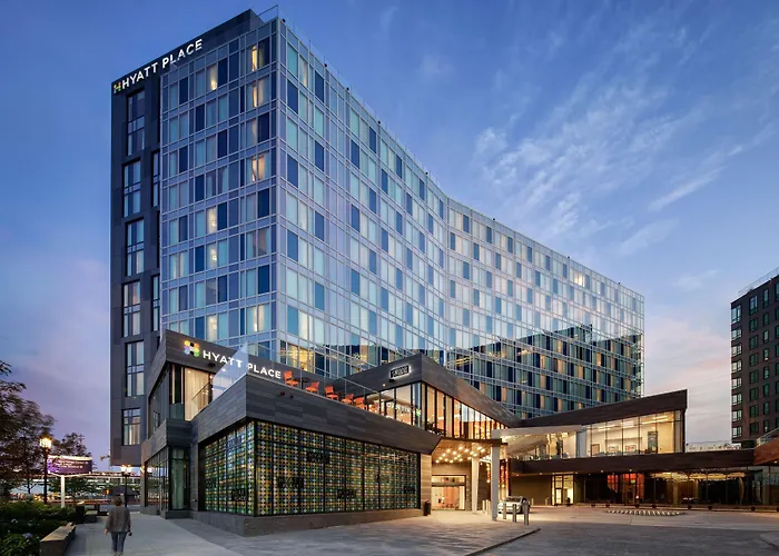 Hyatt Place Boston/Seaport District